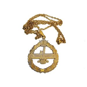 گردنبند فروهر با تاج