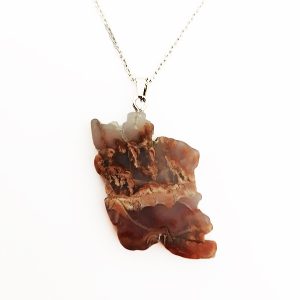 گردنبند نقشه ایران با سنگ شجر خراسان (نام مدل: صخره)