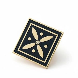 سنجاق سینه درفش کاویانی مشکی