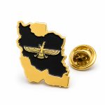 سنجاق سینه نقشه ایران طلایی با فروهر مشکی
